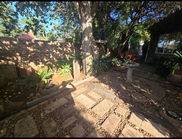 3 BEDROOM HOUSE FOR SALE IN MAGALIESKRUIN